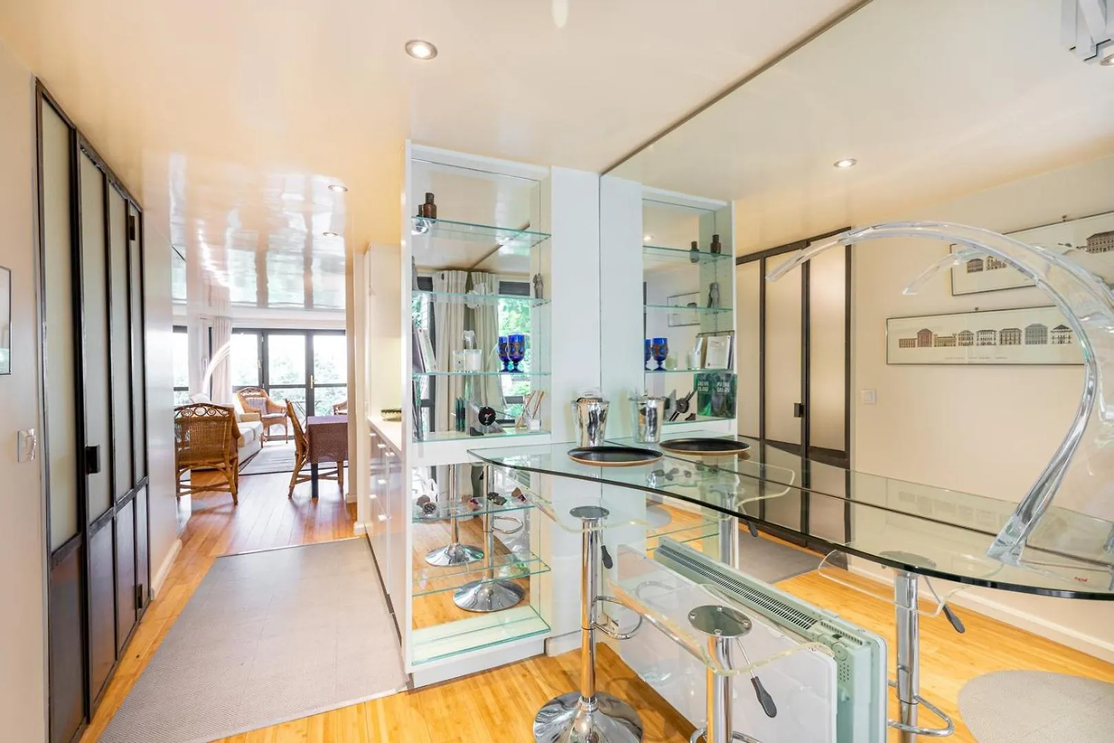 Guestready - Estudio Exuberante Em Les Marais Paris 0*,